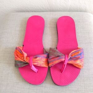 Havaianas Pink Bow Slide Sandals